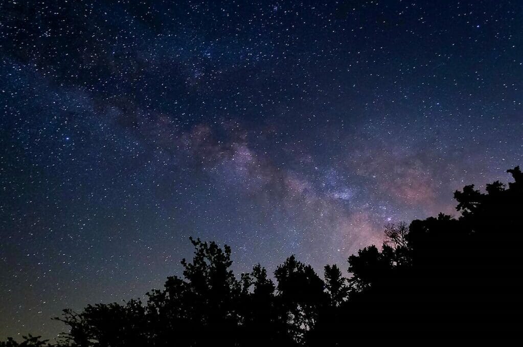 photo of a starry night sky
