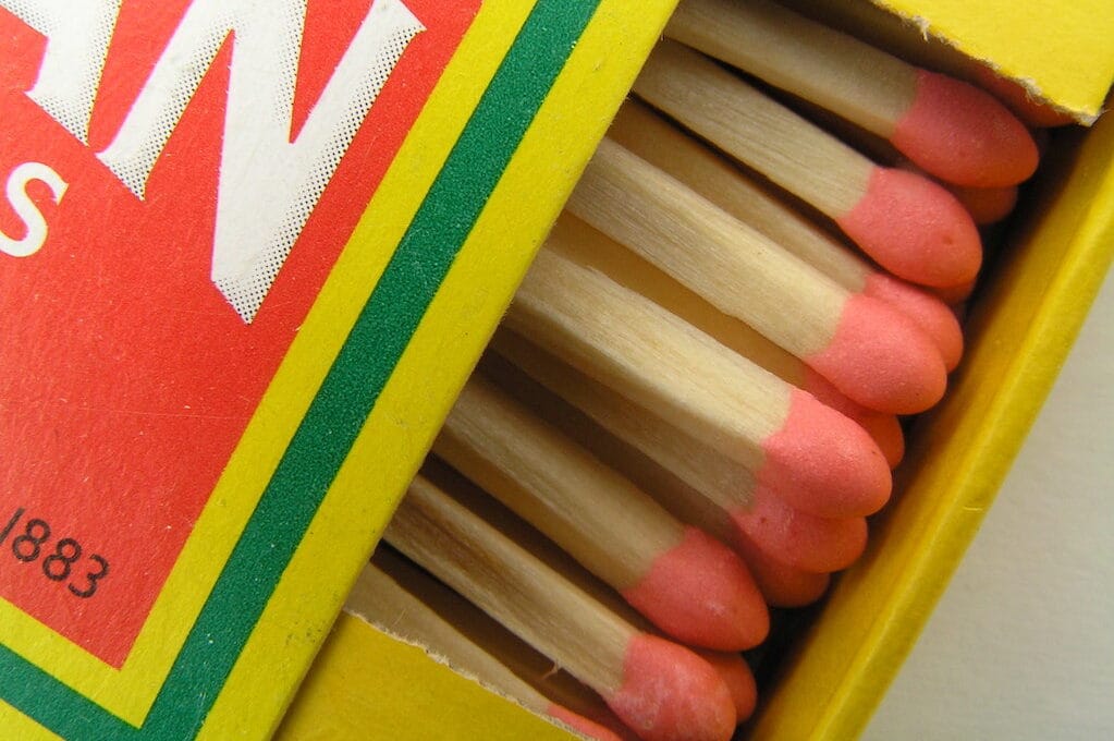 photo of matches in a matchbox