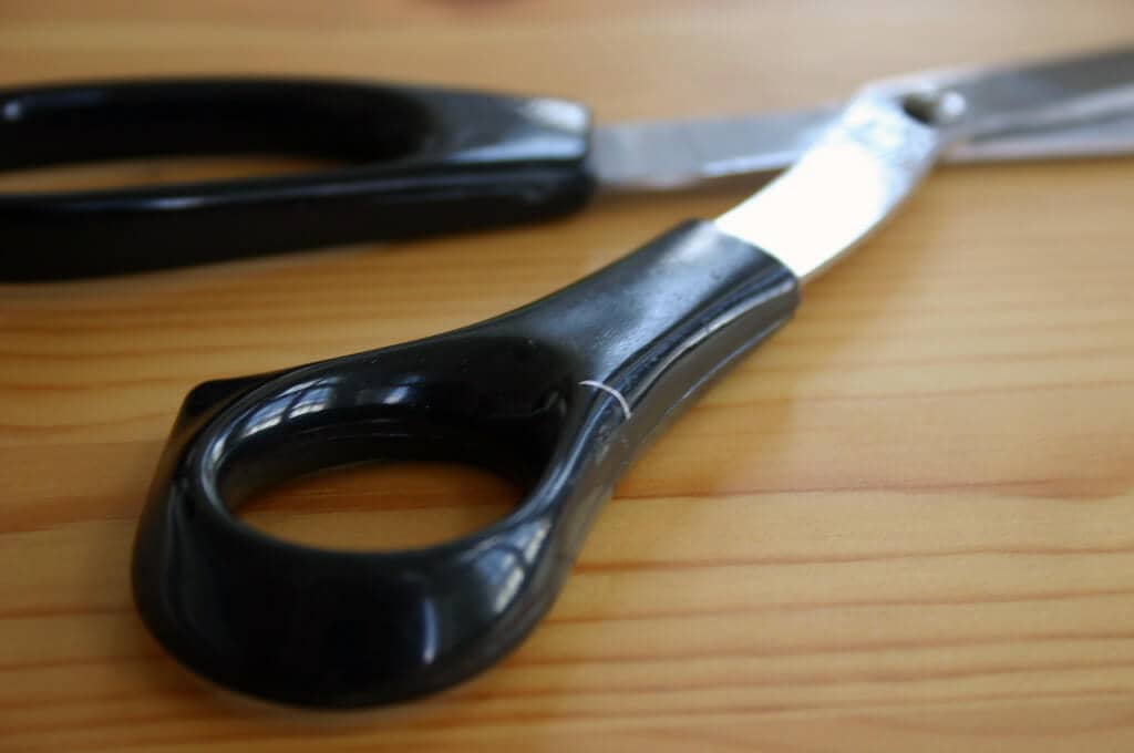photo of a pair of scissors
