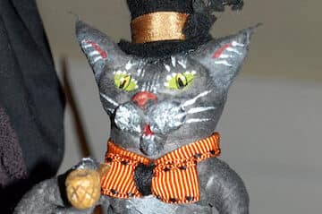photo of feline Halloween decoration